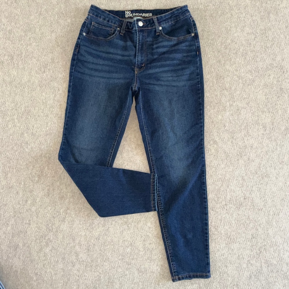 No Boundaries Womens High Rise Skinny Jeans Dark Wash Blue Size 12 Stretch Denim